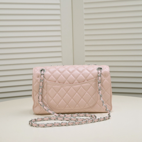 シャネルバッグ側面デザイン